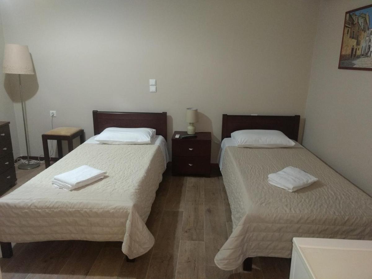 Hotel Διεθνές Zacharo Exteriör bild