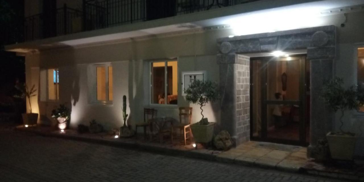 Hotel Διεθνές Zacharo Exteriör bild