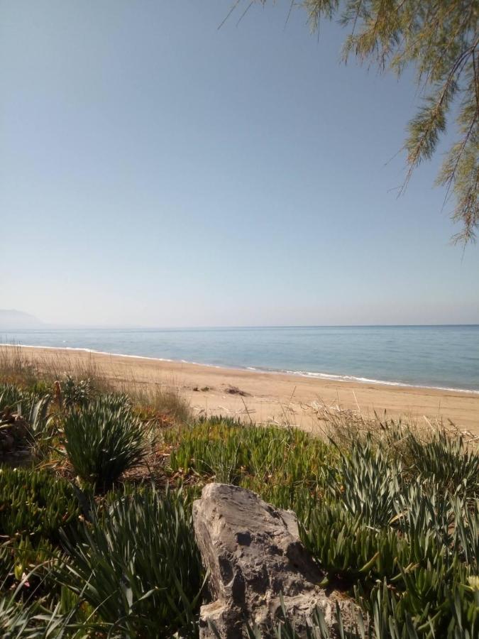 Hotel Διεθνές Zacharo Exteriör bild