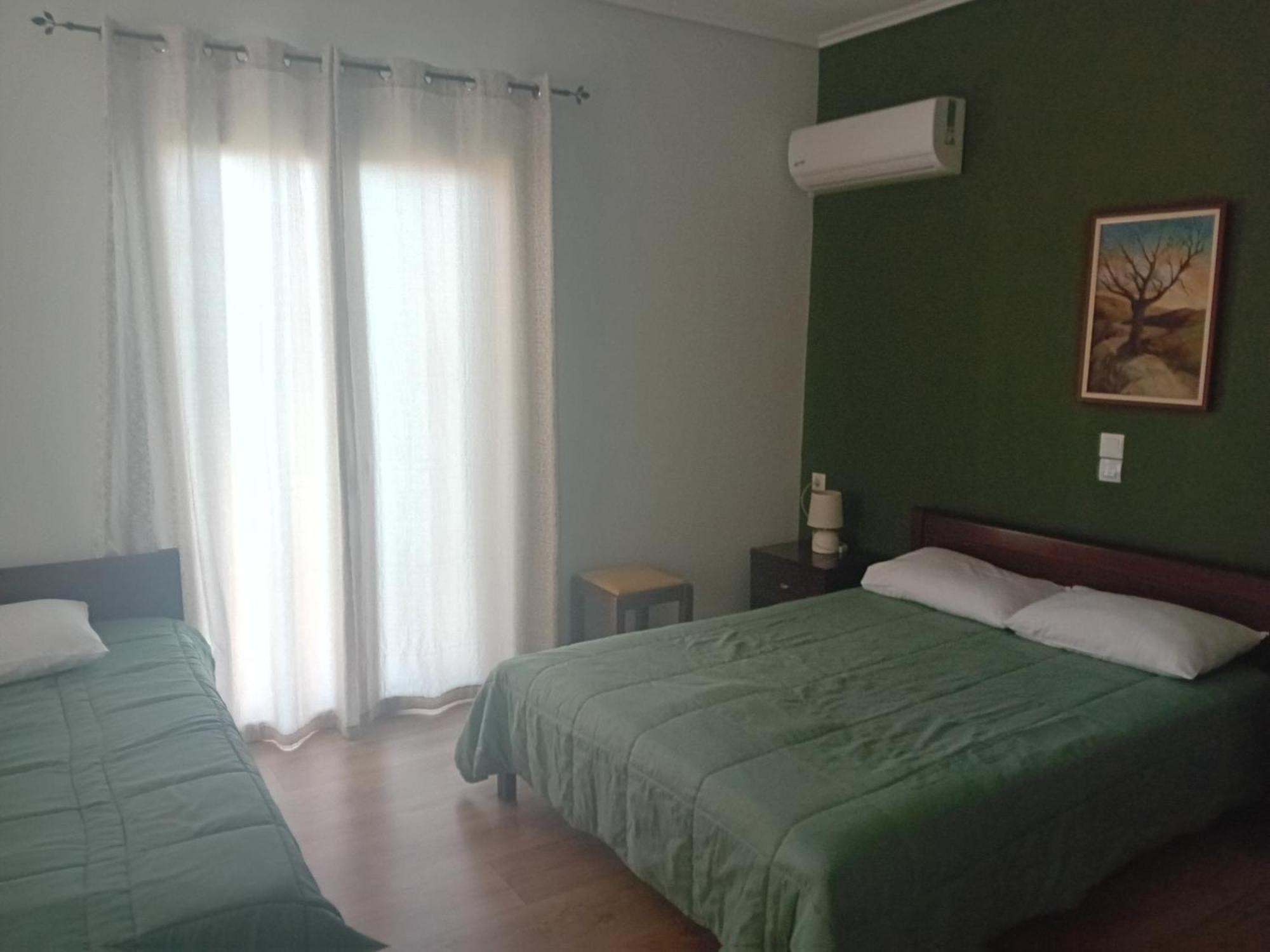 Hotel Διεθνές Zacharo Exteriör bild